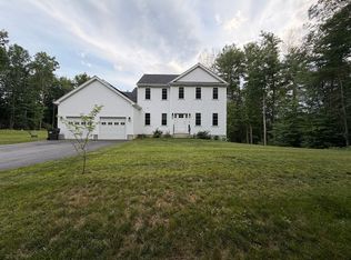 203 Albee Rd, Uxbridge, MA 01569