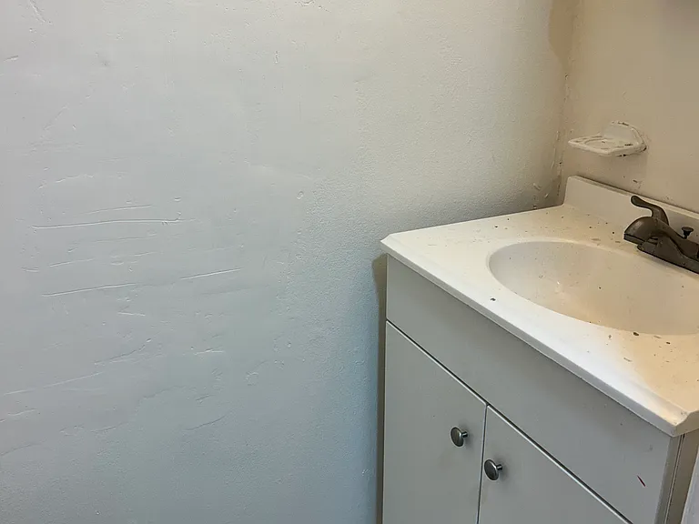418 Rann Ct — Photo 10