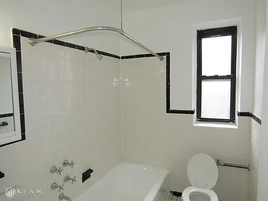 Rented by Kian Realty | media 28