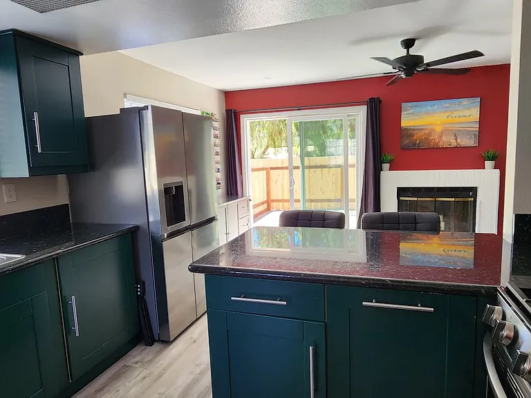 2091 Manzana Way — Photo 14