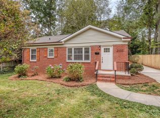 2930 Wicklow Pl, Charlotte, NC 28205