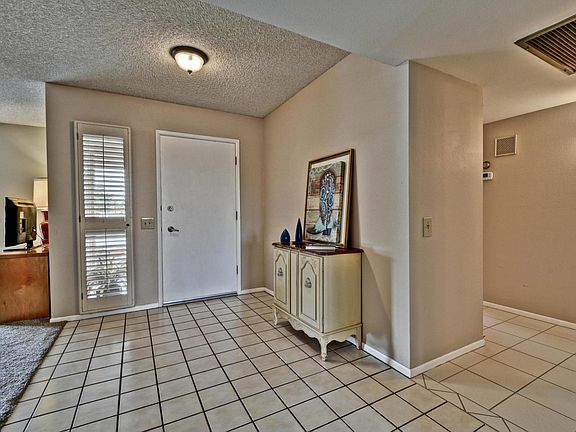 3rd image of 17627 N Buntline Dr