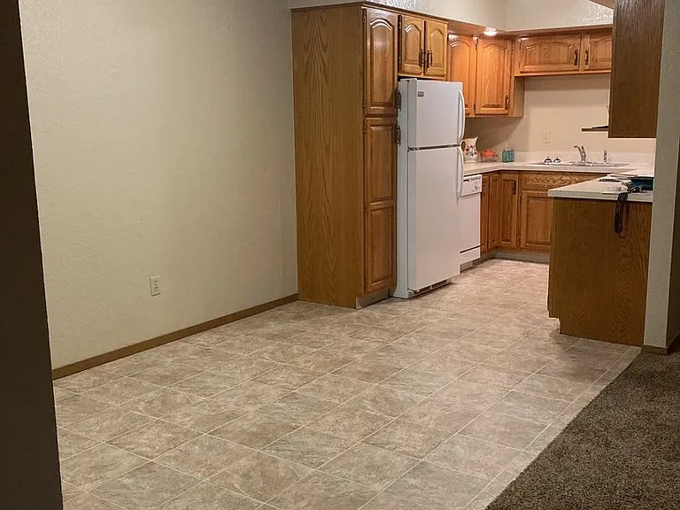 Capitol Apartments — Photo 36