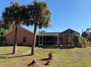 519 Hibiscus Ave, Lehigh Acres, FL 33972