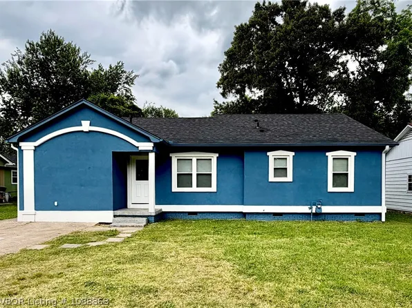 3701 Morris Dr, Fort Smith, AR 72904
