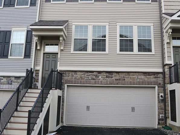 20 Maxwell Ln