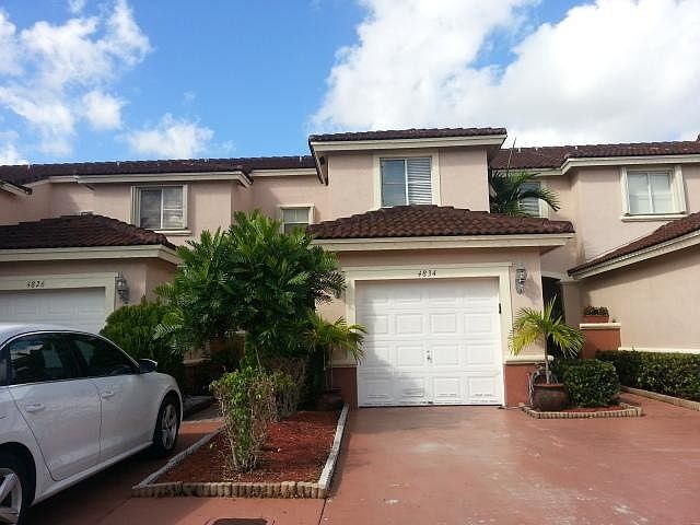 1st image of 4834 NW 116th Ave