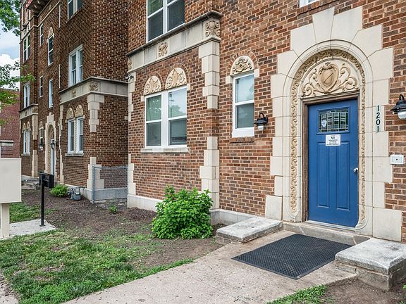 2nd image of 1215 N 18th St APT 306