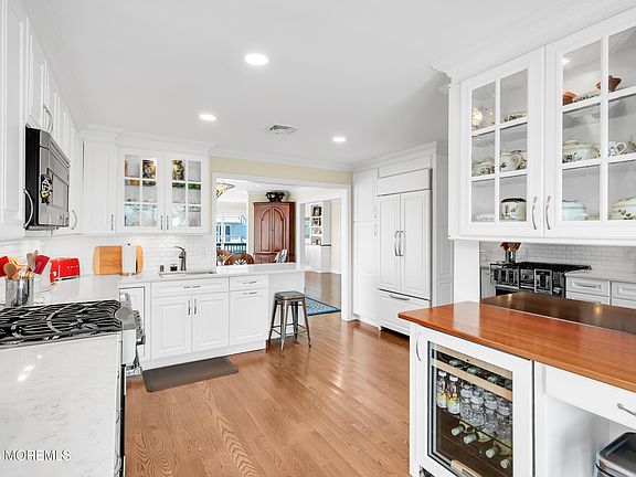 2nd image of 69 Bay Point Harbour