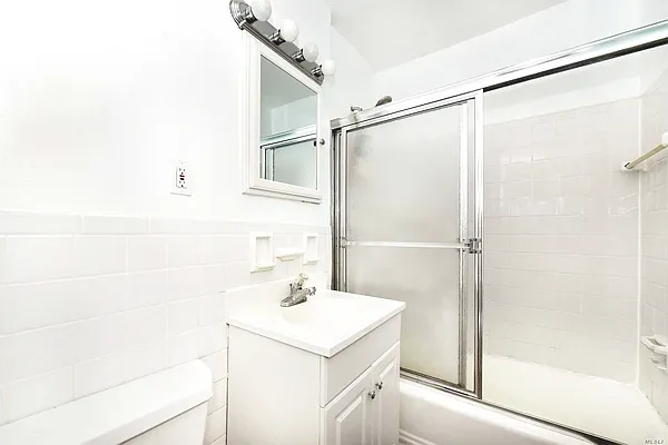 Sold by Voro, LLC | media 18