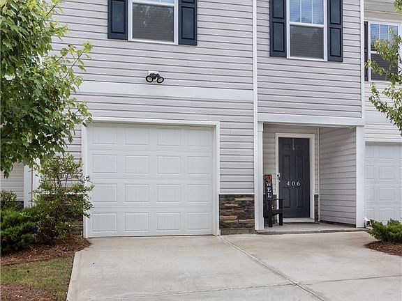 2nd image of 406 Oakmont Valley Trl