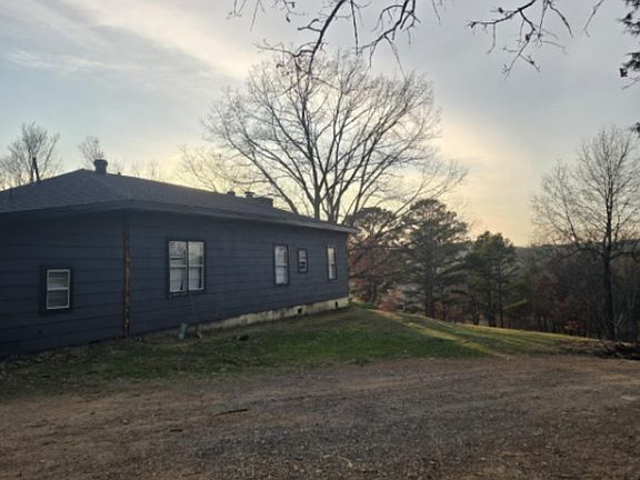 3rd image of 11404 Lucian Wood Rd