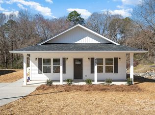 407 S Spargo St, Dallas, NC 28034