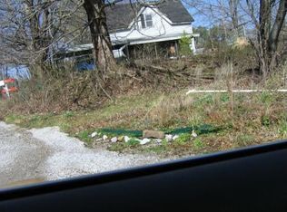 5957 W Pleasant Hill Rd, Carbondale, IL 62903