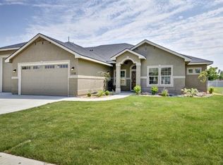 251 S Discovery Bay, Star, ID 83669