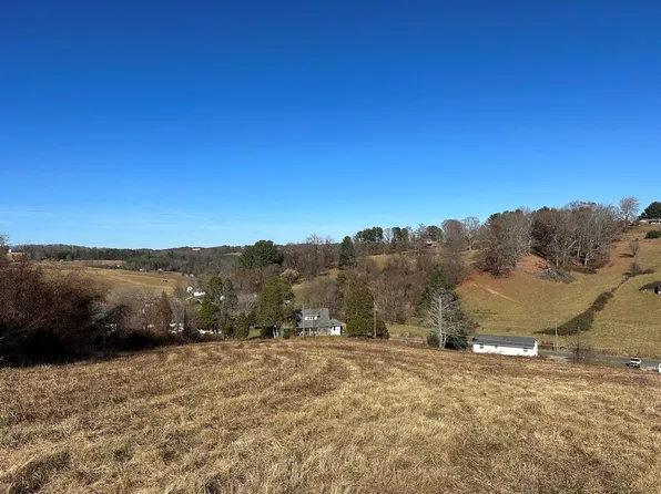 Greenville Rd, Galax, VA 24333