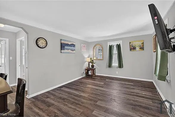 3 bed, 1092 sqft, $2,300 — Photo 3