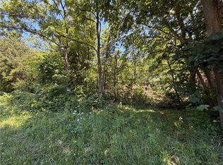 S Gardner Rd, Oak Grove, MO 64075