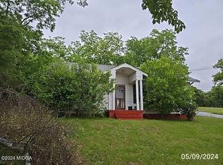 1627 Upper River Rd, Macon, GA 31211