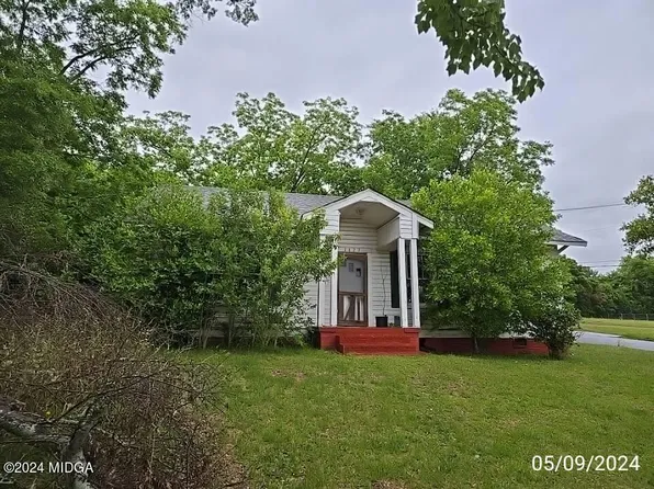1627 Upper River Rd, Macon, GA 31211