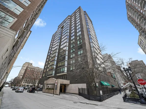 21 W Goethe St #18GH, Chicago, IL 60610