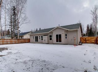 L4 Scenic Dr, Chugiak, AK 99567