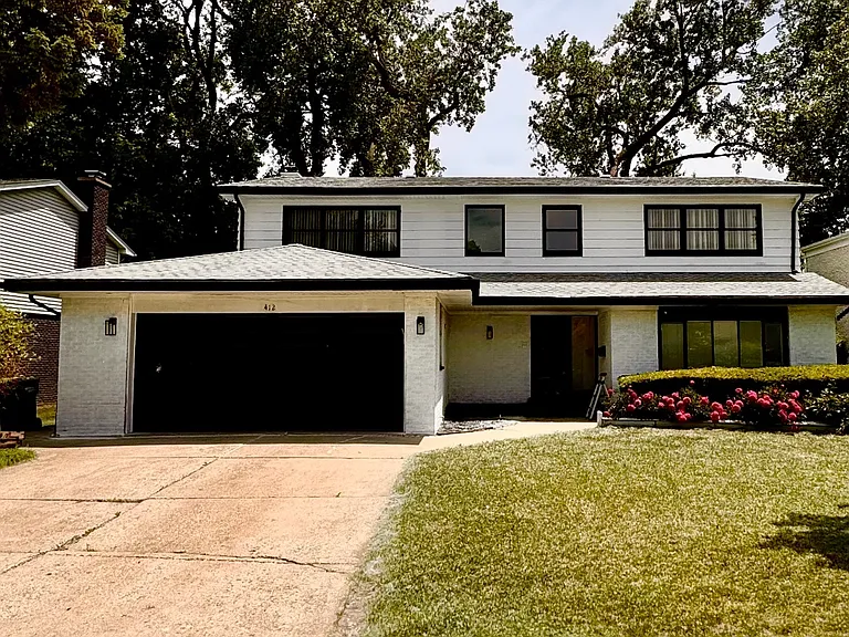 412 Lavergne Ave — Photo 1