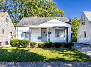 8682 Fielding St, Detroit, MI 48228