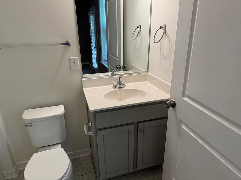 1st Floor Bedroom Full Bathroom - View #1