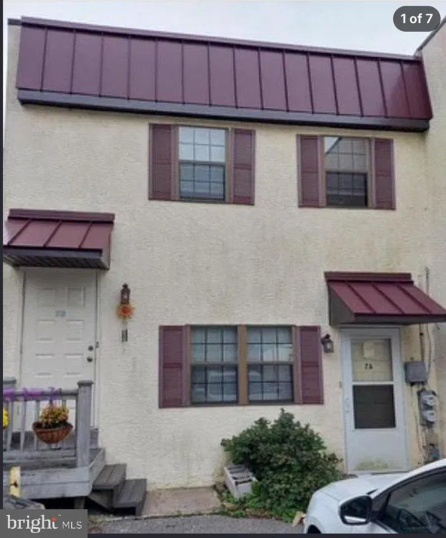 2 bed, 1.0 bath, 1440 sqft, $1,475 — Photo 1