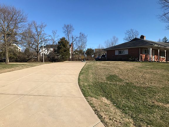 Oversized concrete driveway 