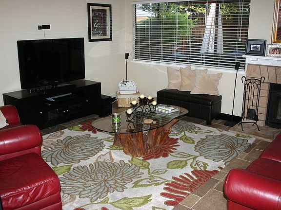 5th image of 725 Williamsburg Way