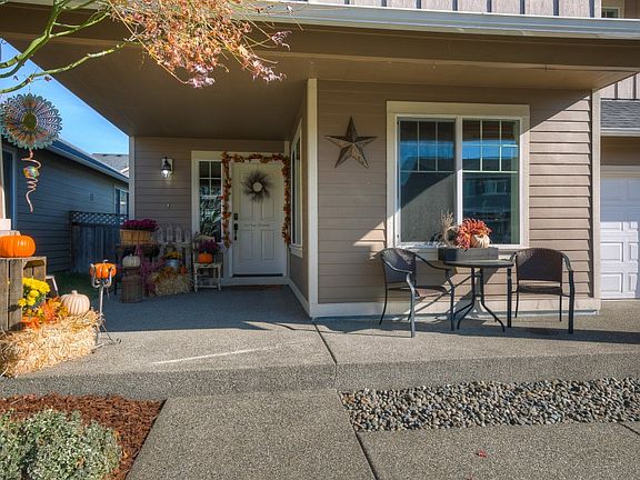 2nd image of 6712 Sarazen St SE