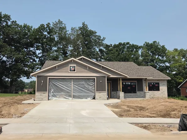 804 Bridle Ln, La Crescent, MN 55947