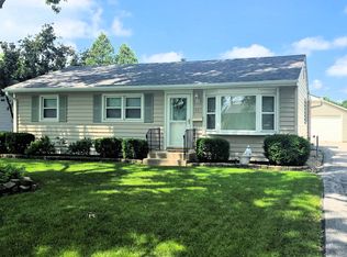 347 S Douglas Dr, Bradley, IL 60915