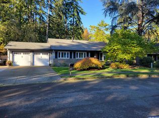 13555 SW 29th Ct, Beaverton, OR 97008