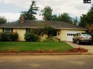 4727 SW Illinois St, Portland, OR 97221