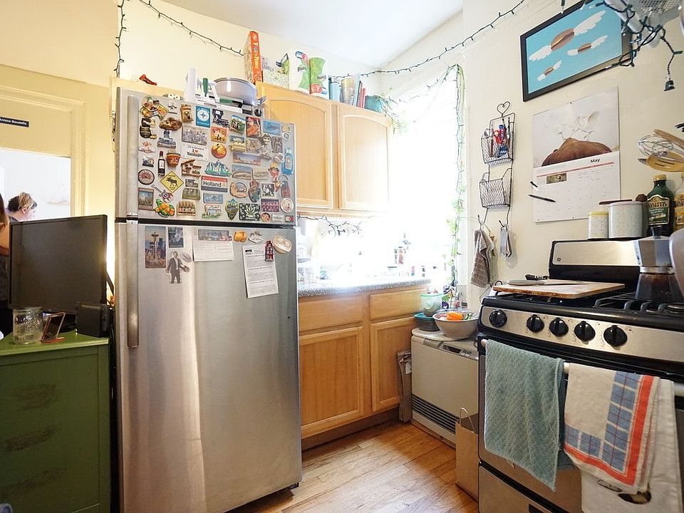 1st image of 370 Bedford Ave #5H