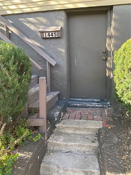 2nd image of 1445 Montier St