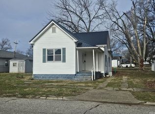 6 E Pearl St, Washington, IN 47501
