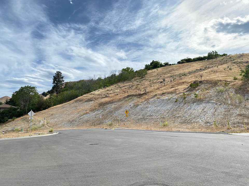 1st image of 930/934 Silas Ln
