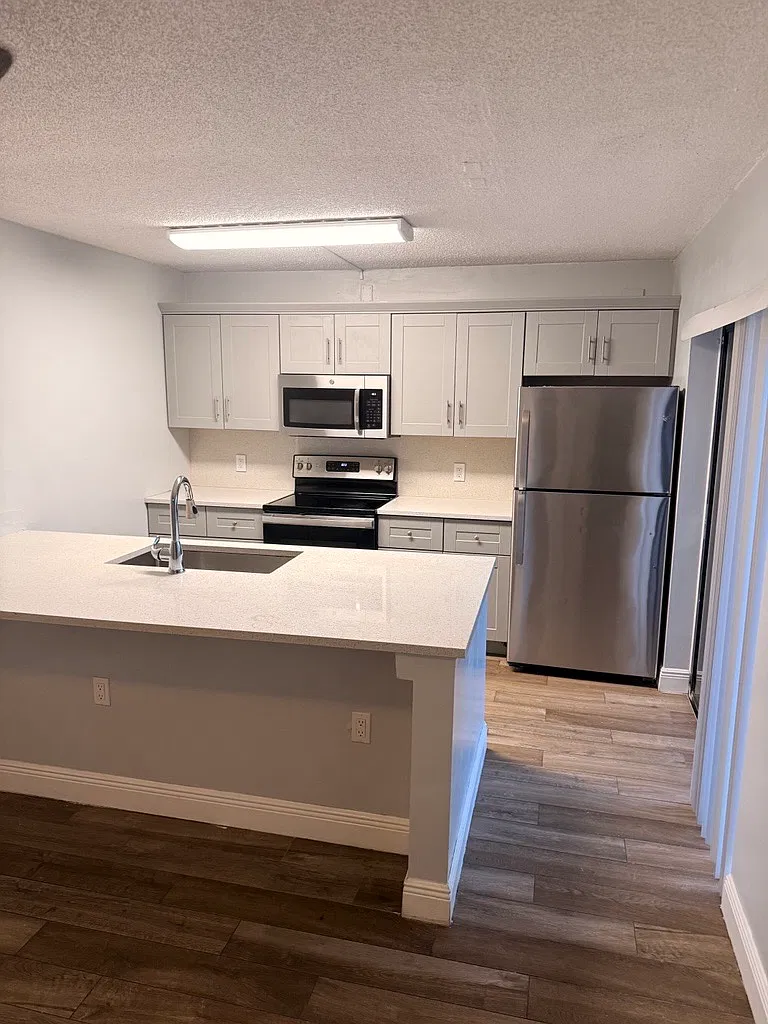 2 bed, 2.5 bath, 1236 sqft, $2,275 — Photo 3
