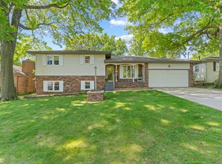 1244 E Smith St, Springfield, MO 65803