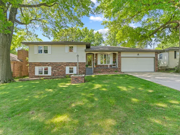 1244 E Smith Street, Springfield, MO 65803
