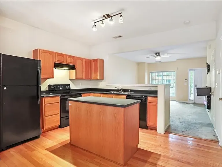 2849 Parkway Close — Photo 19