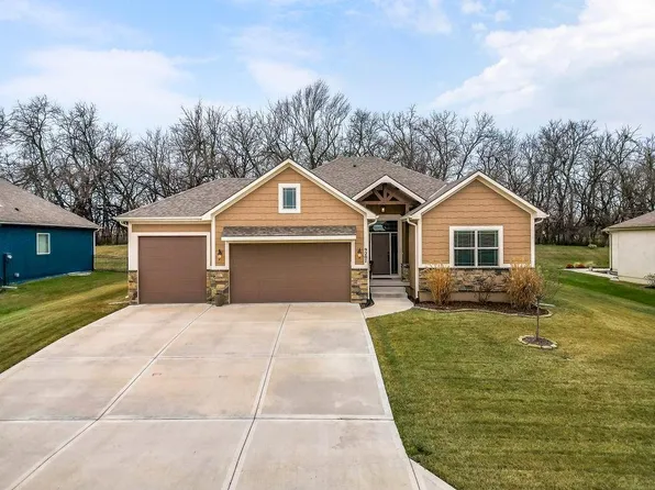 9207 SW 12th St, Blue Springs, MO 64064