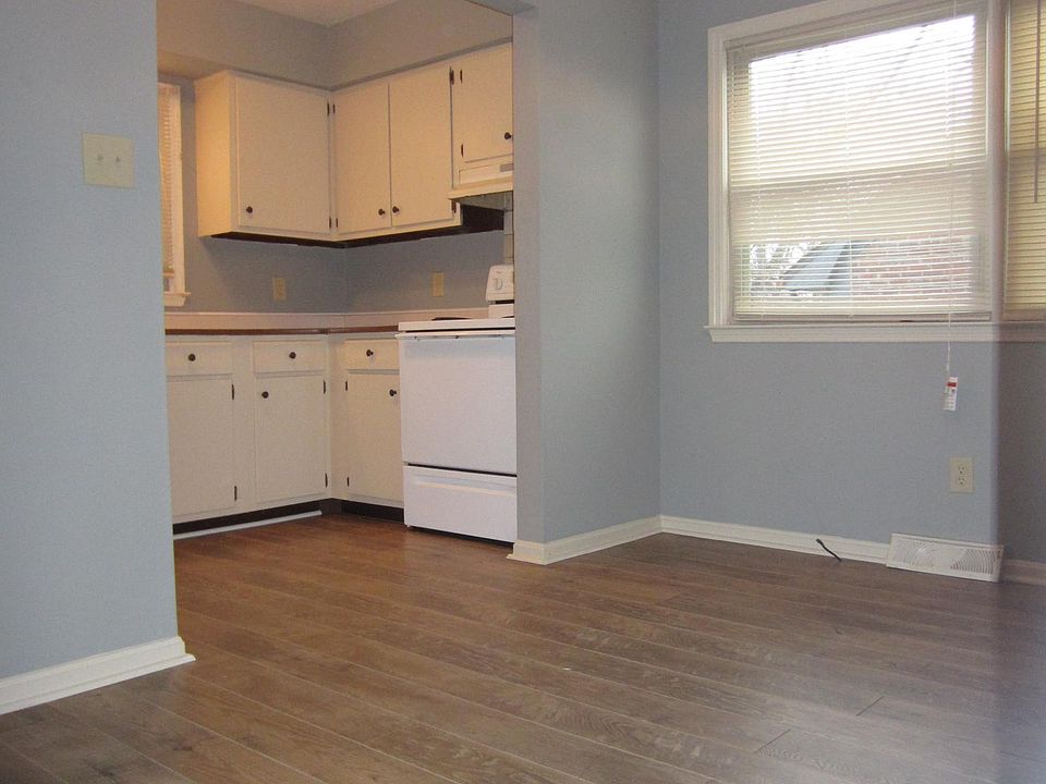 2nd image of 376 Radcliffe Rd