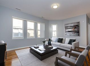 2448 E 77th St APT 1, Chicago, IL 60649