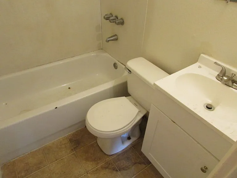 123 Dixie Dr — Photo 8