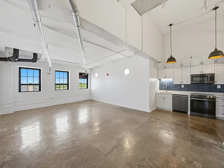 116 S Gay St #1010 — Photo 1